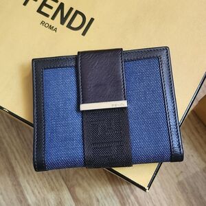 Fendi wallet